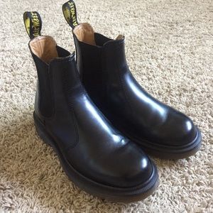Dr. Marten Chelsea Boots Smooth 2976 Doc